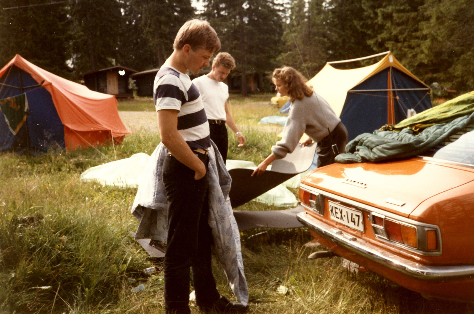 1983 Jari telttailemassa