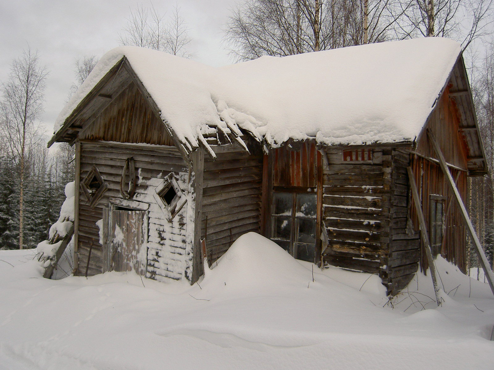 2000 Teuvo Rönkön vanha talo