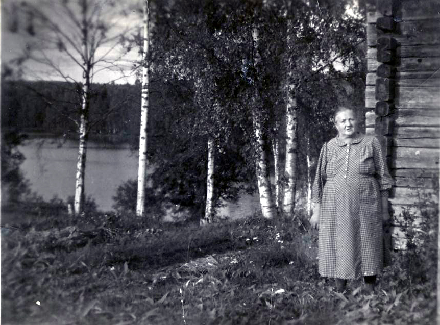 1960 Anni Tiikkainen Saarisilla