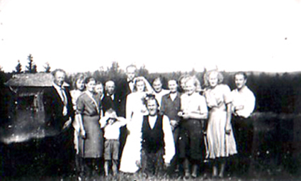1948 kesältä Ainin ja Einon hääkuva