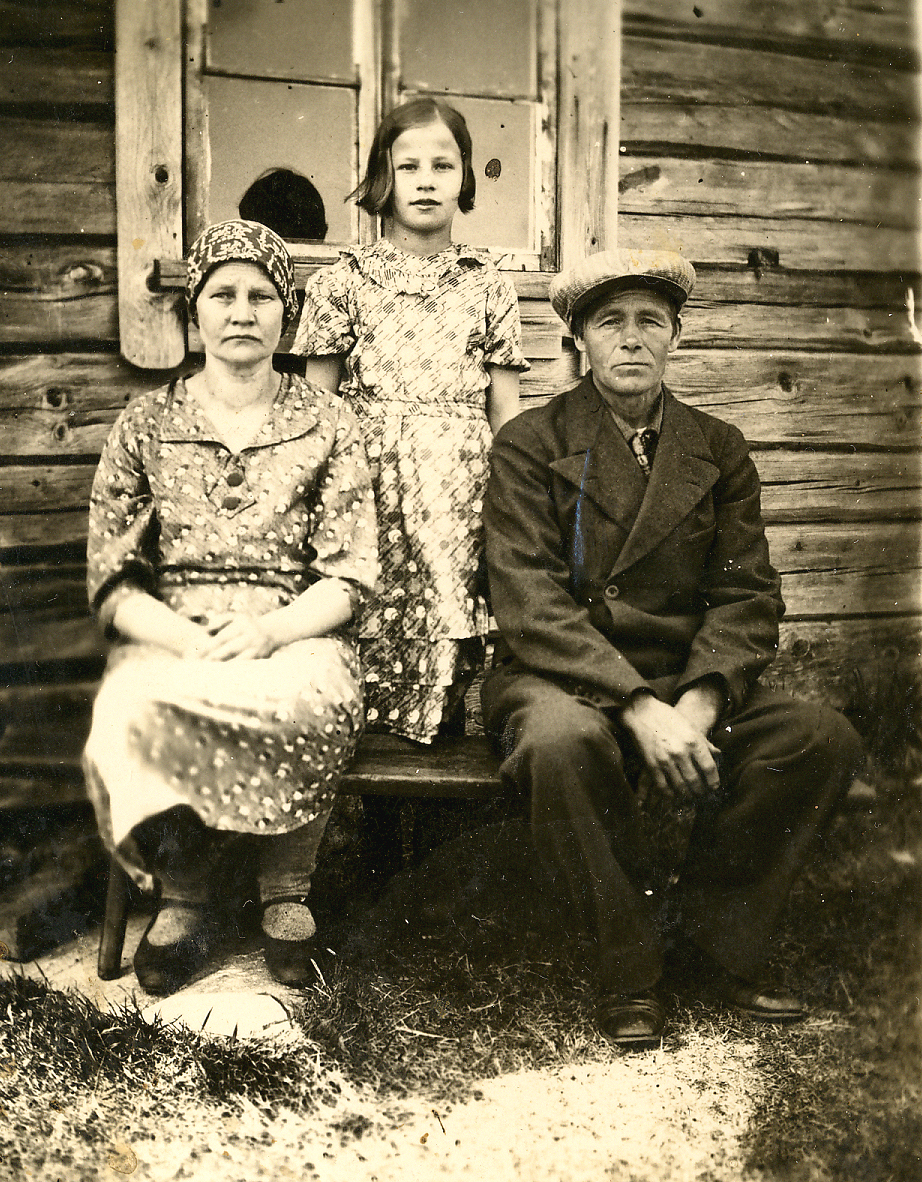 1928 Alma, Ville ja Hilja 12v