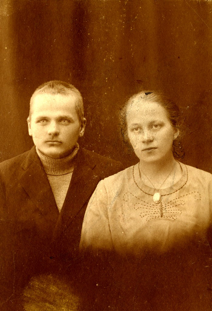 1922 Iidan ja Eeron kihlakuva