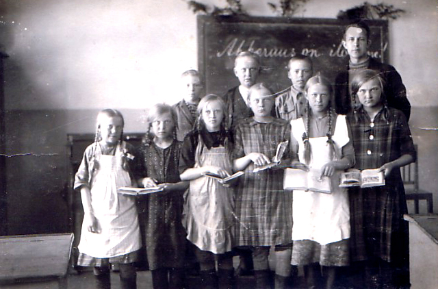 1920 Pyöreen koulun luokkakuva