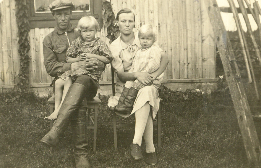 1935 Santeri Kauppinen, Kirsti Rönkkö Ella ja Olavi