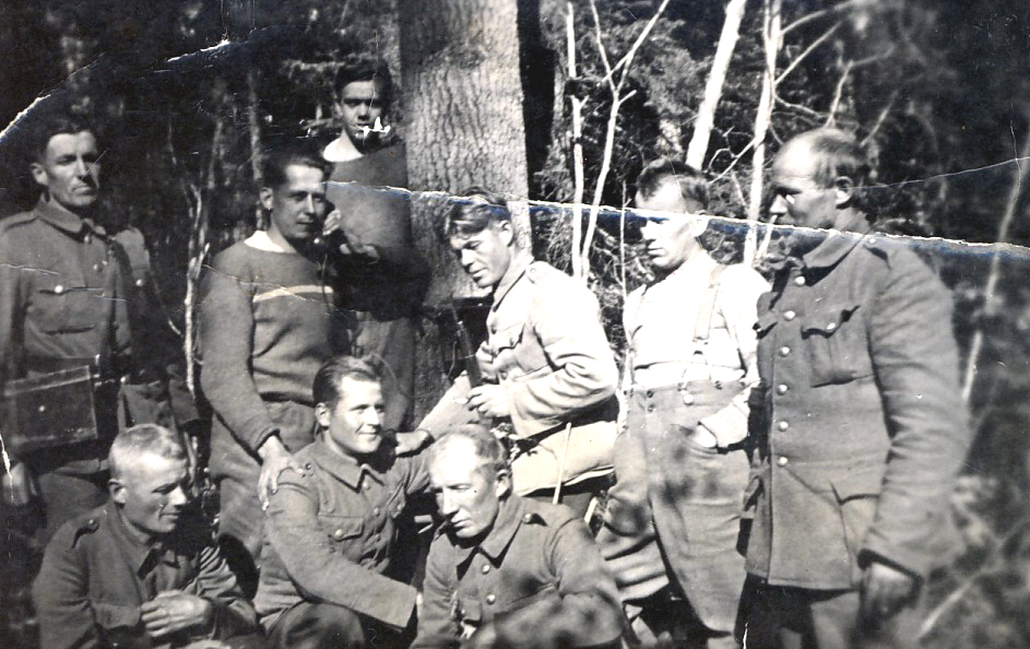 1941 Kalevi Kaikkonen Karhumäessä