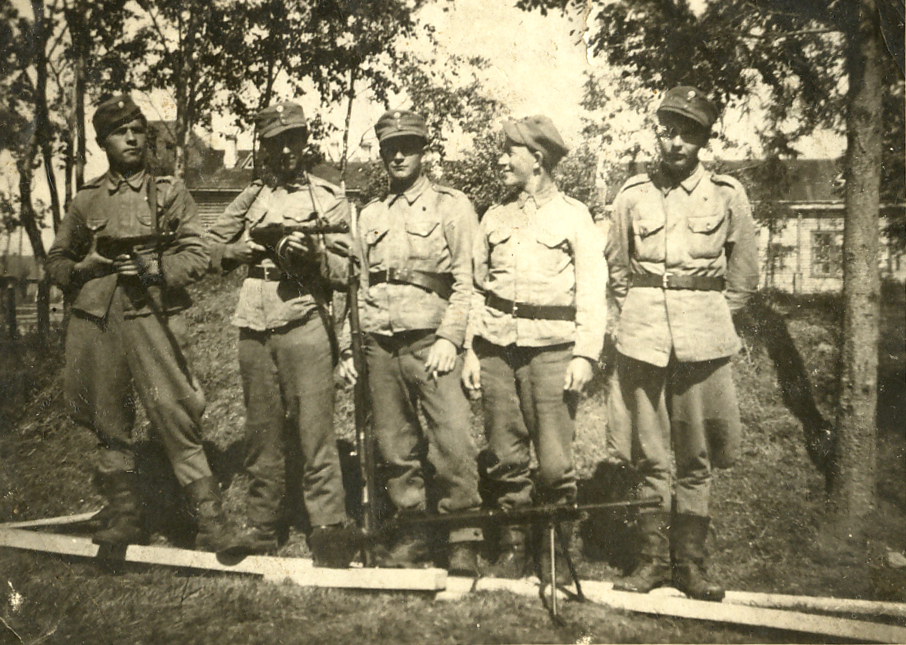 1939 Kesäkuva kasarmilta