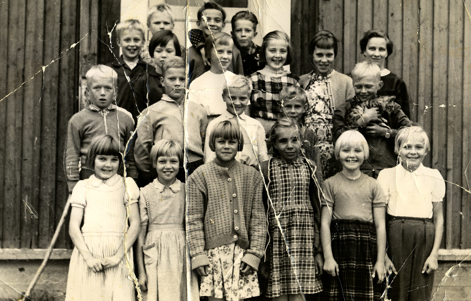 1958 Jorma luokkakuvassa