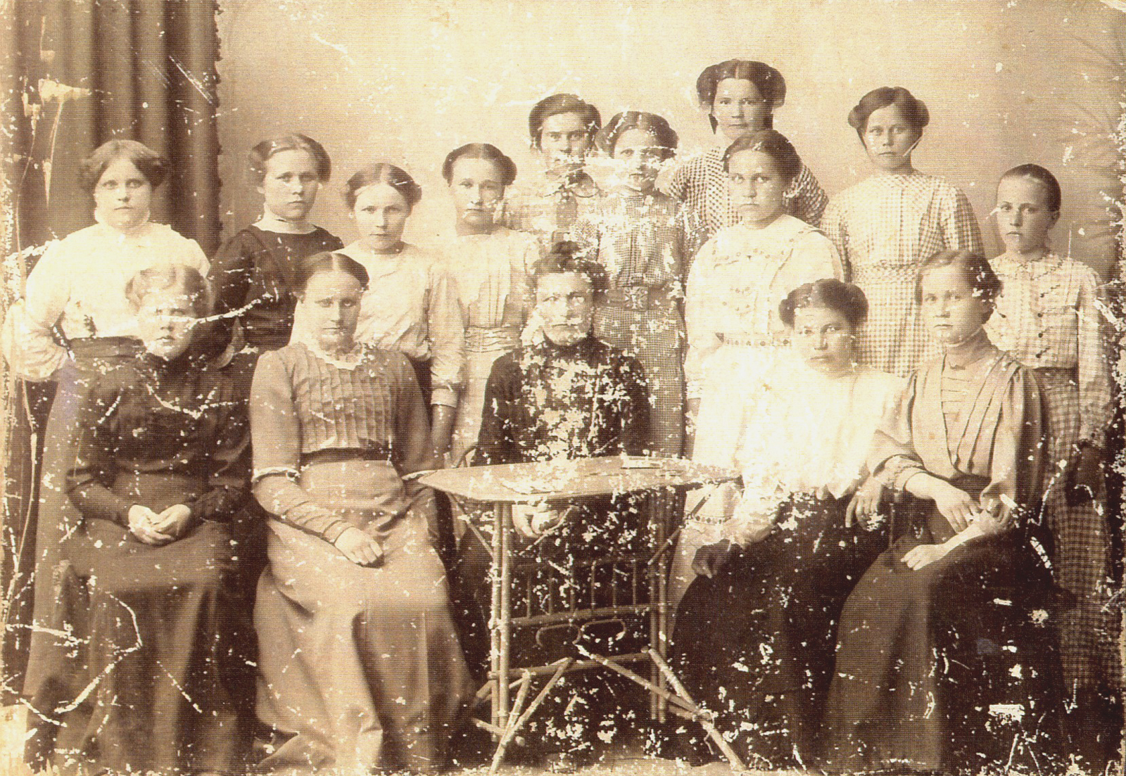 1930 Hetvi Rönkkö talouskoulussa