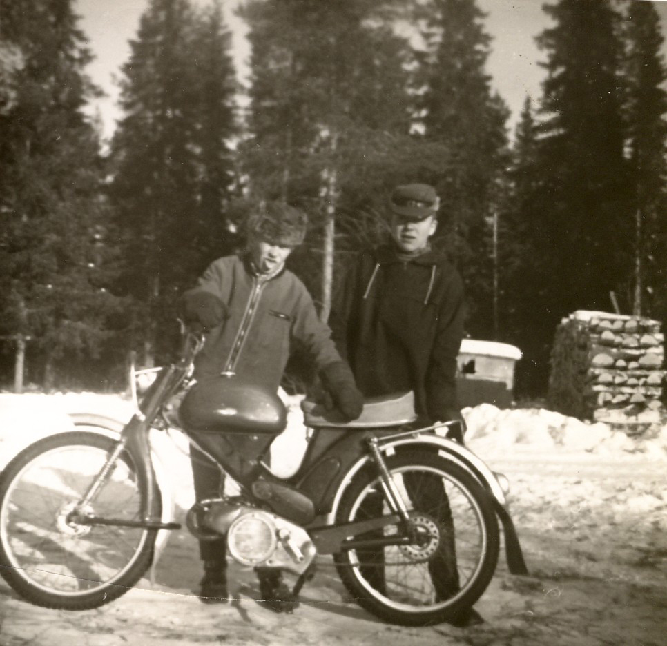 1962 Esa ja Laukkasen Reijo