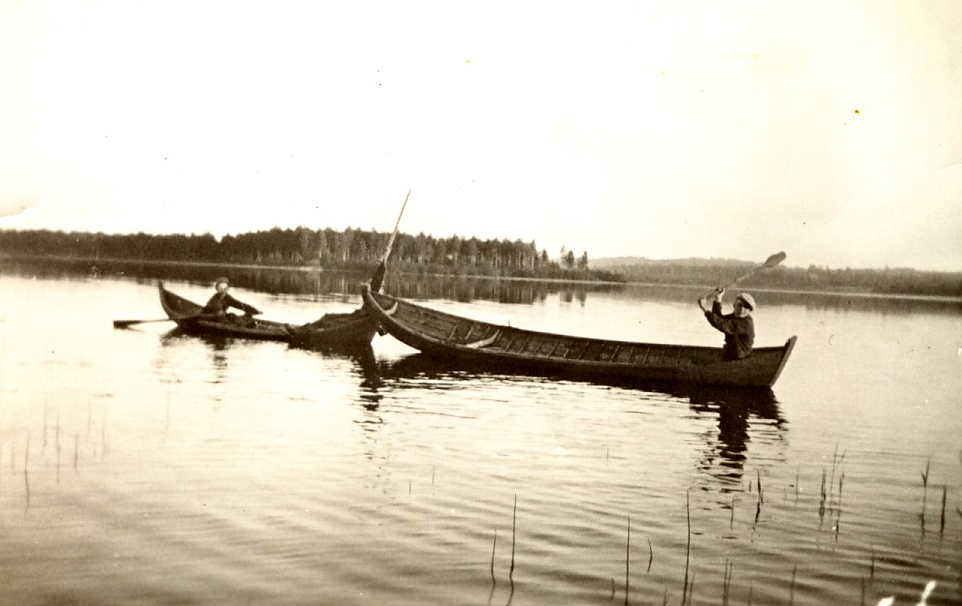 1932 Lotmalan pojat veneilemässä