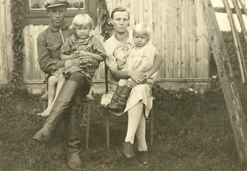 1935 Santeri Kauppinen, Kirsti Rönkkö, Ella ja Olavi
