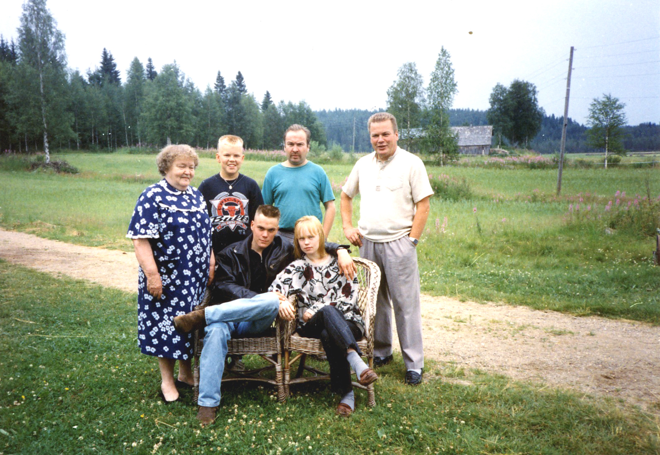 1995 Kivelän pihassa