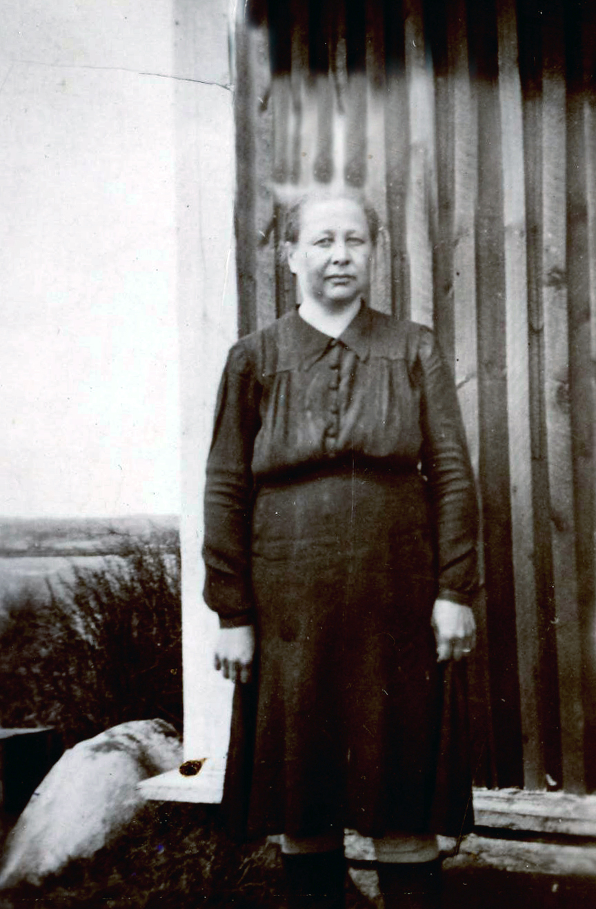 1945 Anja Kääriäinen Lohkoniemessä
