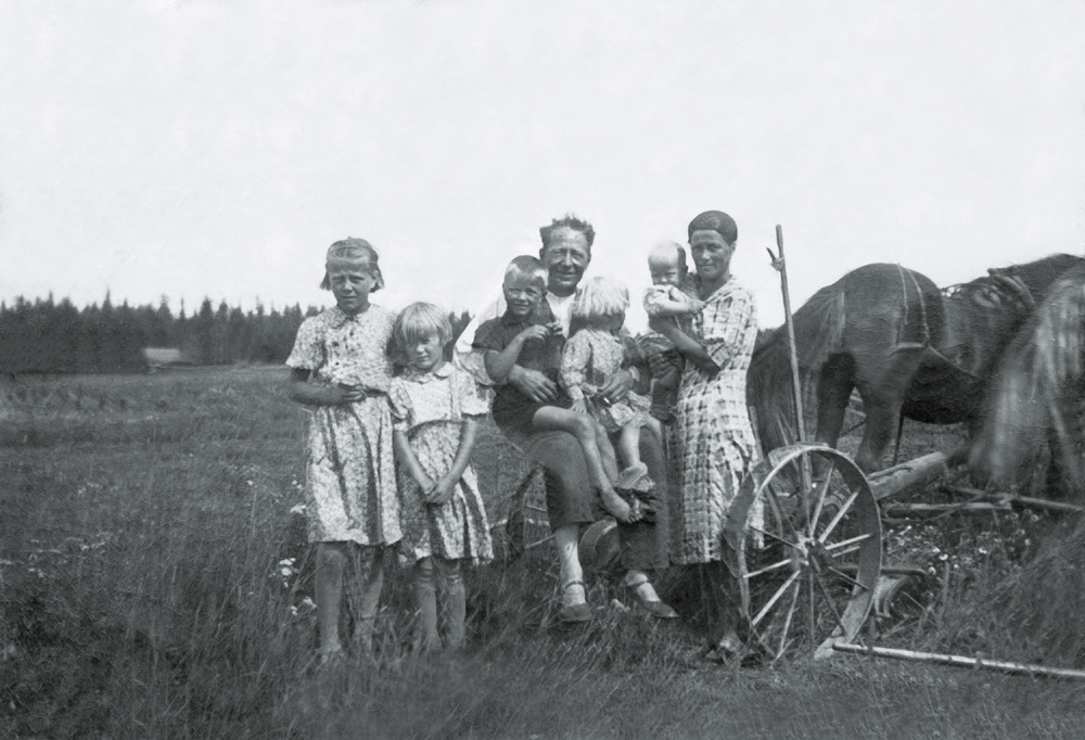1942 Jooseppi ja perhe