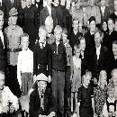 Ryhmäkuva Kallen hautajaisista border=